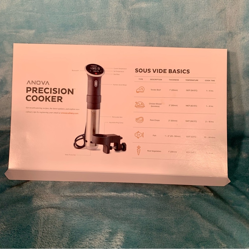 ANOVA Sous Vide Precision Cooker with Bluetooth 800 Watt NEW!! - Picture 12 of 12